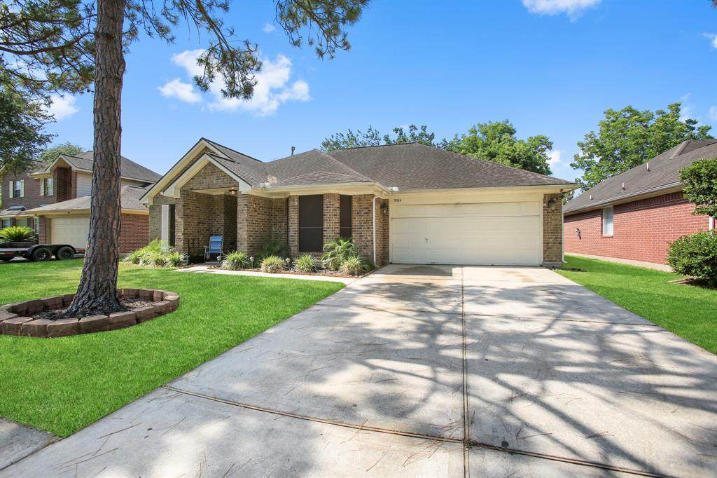 5213 Valley Brook Court - Photo 1