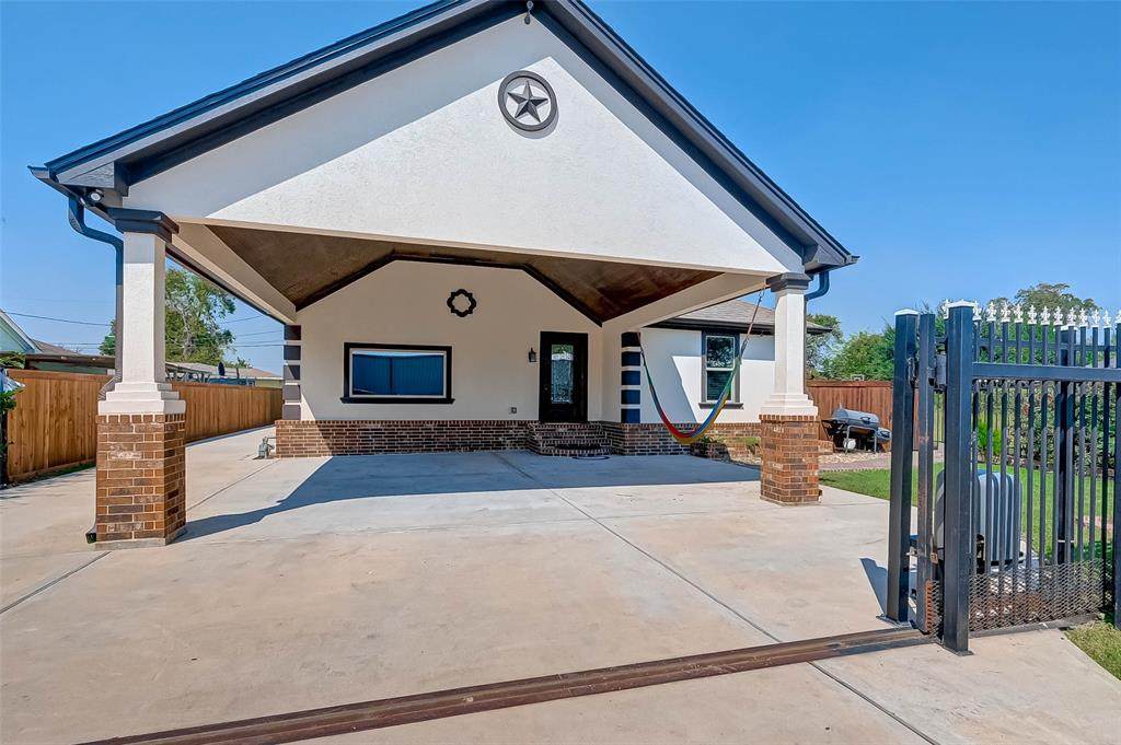 12905 Ellen Lane - Photo 1