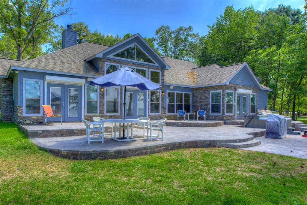 271 Royale Greens Drive - Photo 1
