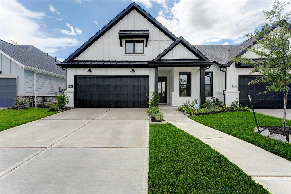 10214 Water Harbor Drive - Photo 1