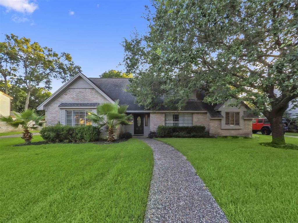 1015 Woodbank Drive - Photo 1