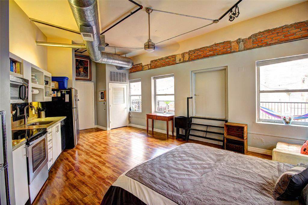 705 Main Street - Photo 1