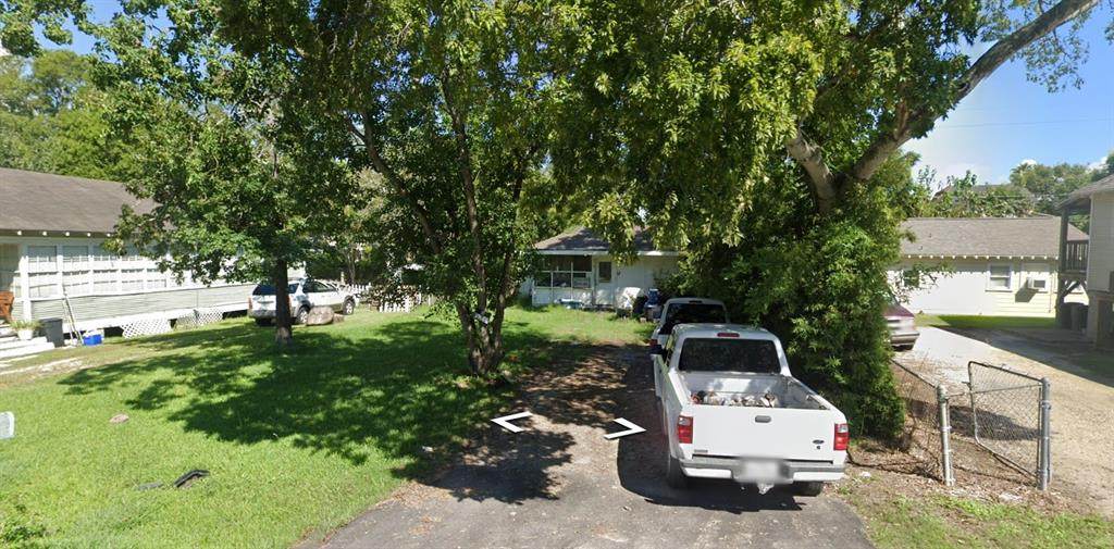 118 Bay Oaks Drive - Photo 1