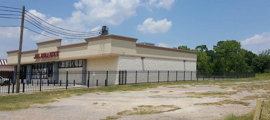 9910 Homestead Road - Photo 1