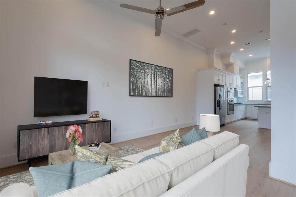 4057 Leeland Street - Photo 1
