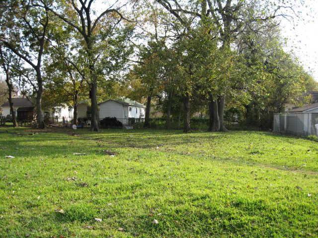 6611 London Avenue - Photo 1