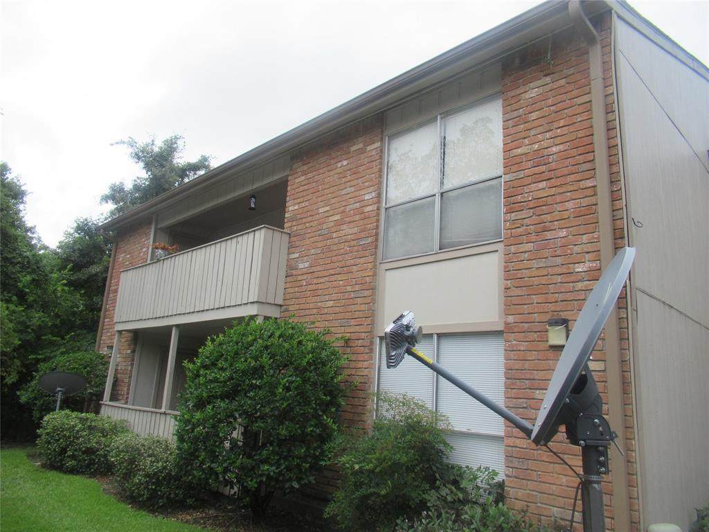 5667 Birchmont Drive - Photo 1