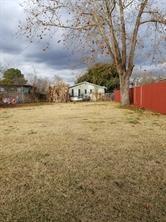 204 Republic Avenue - Photo 1