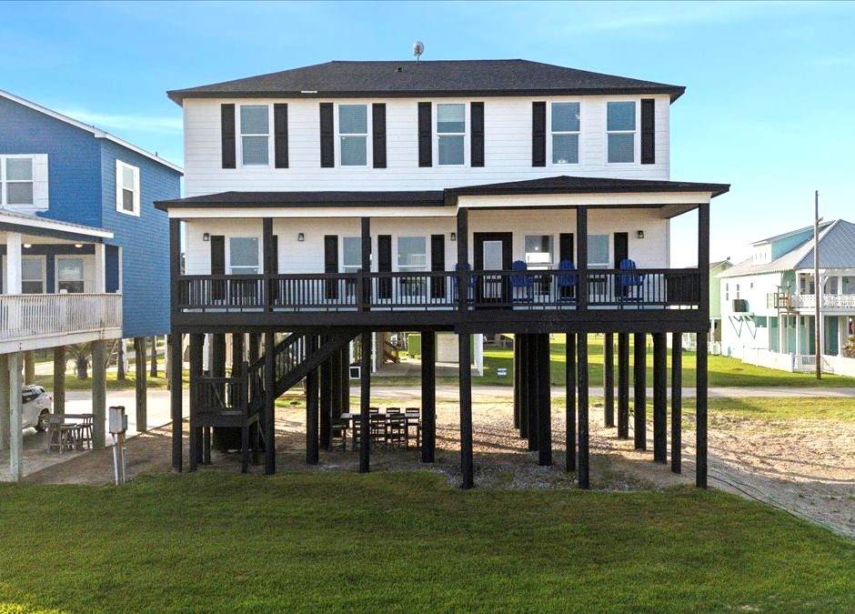 1326 Emerald Drive - Photo 1