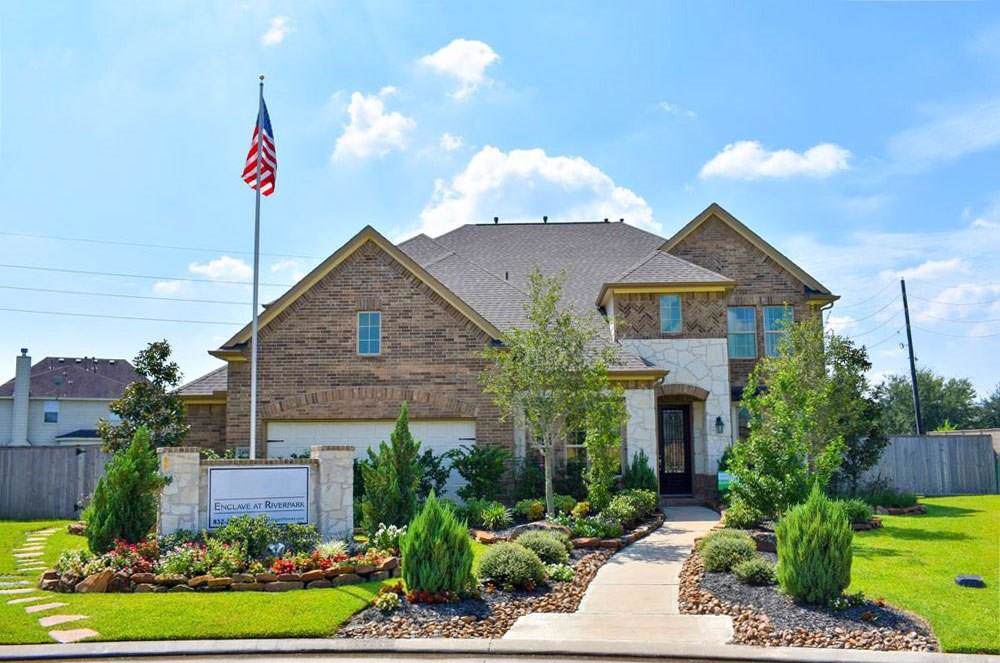 2406 Sandy Ridge Court - Photo 1