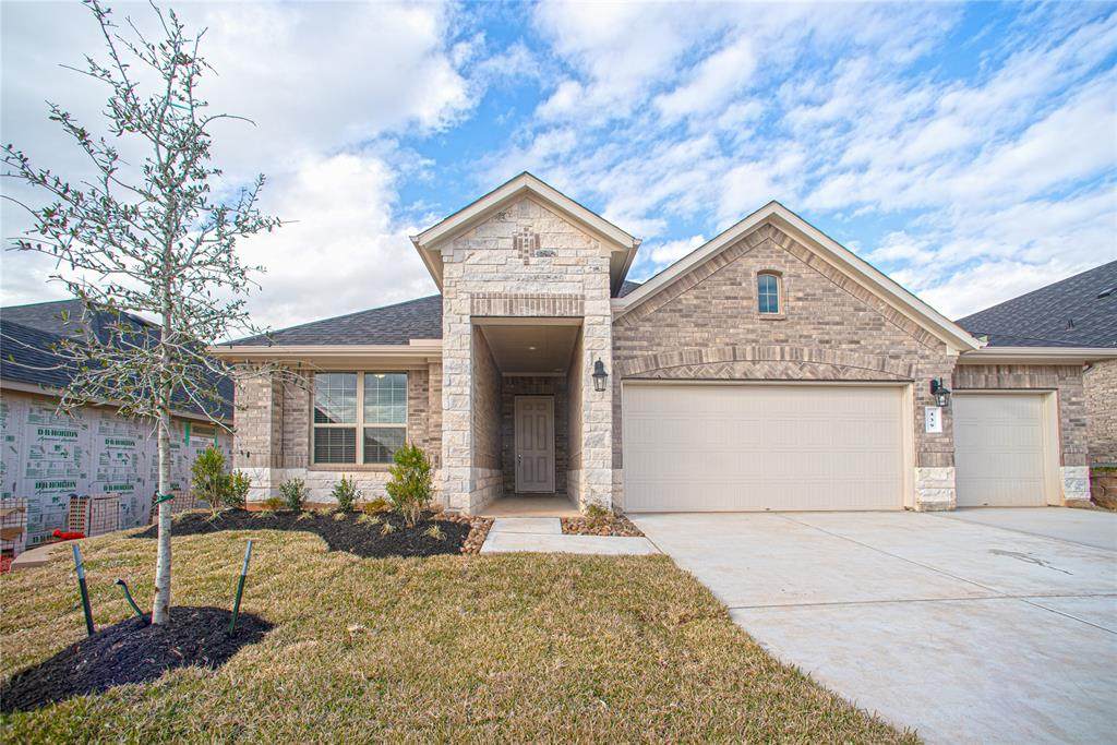 439 Stonebrook Lane - Photo 1