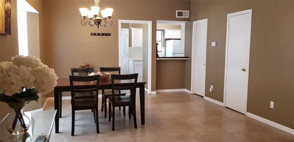 800 Country Place Drive - Photo 1