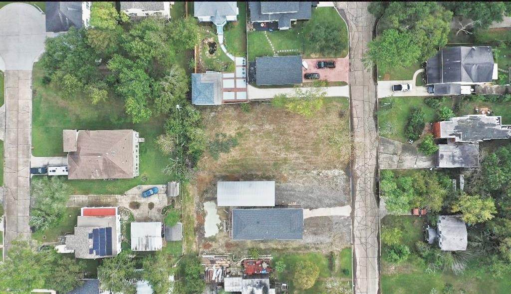 211 Forrest Avenue - Photo 1