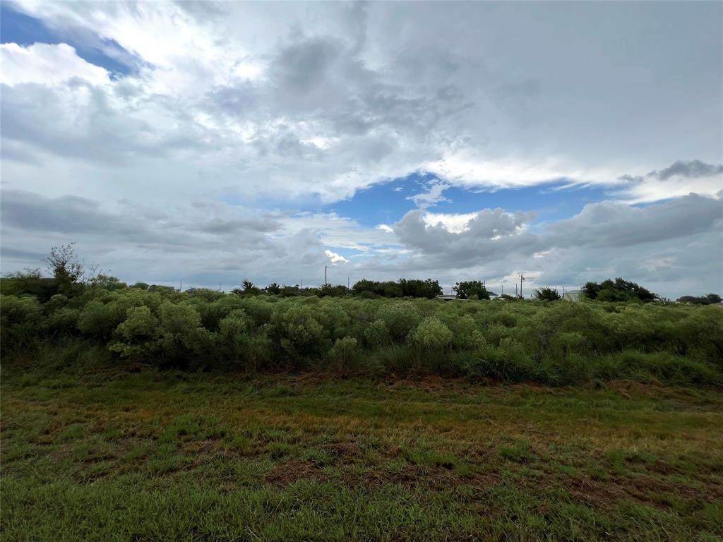 0 Dolphin Avenue - Photo 1