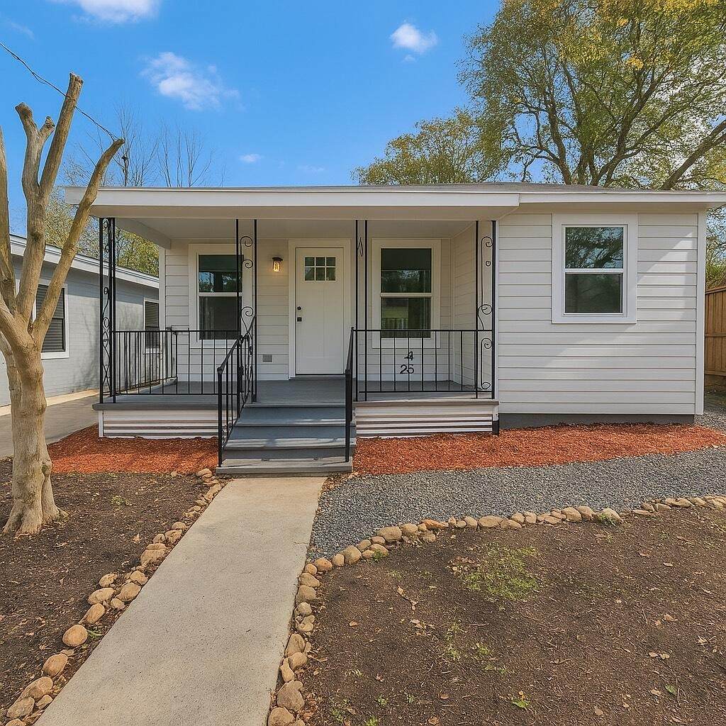 1202 Common Park Drive - Photo 1