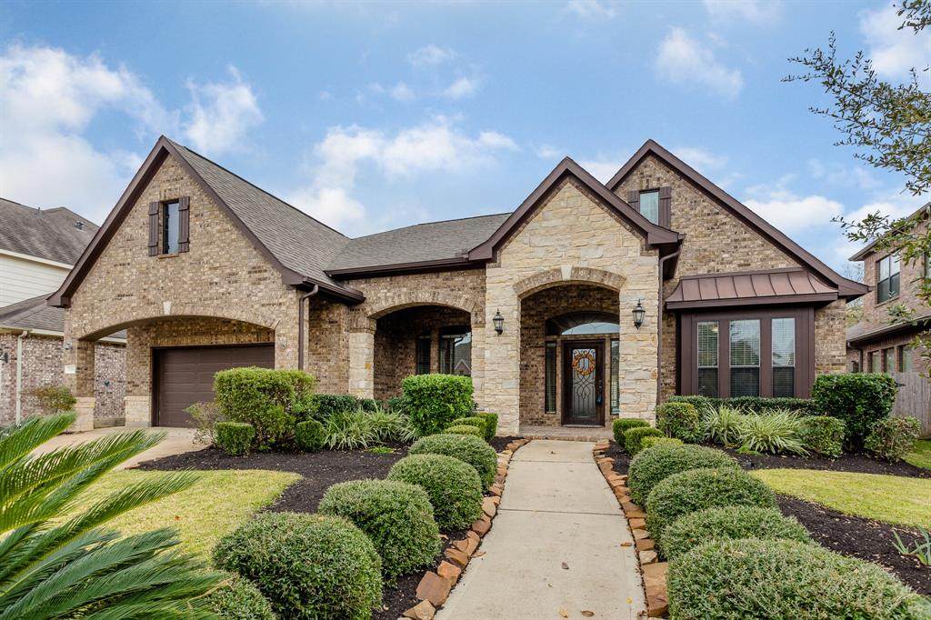 7114 Fall Creek Lane - Photo 1