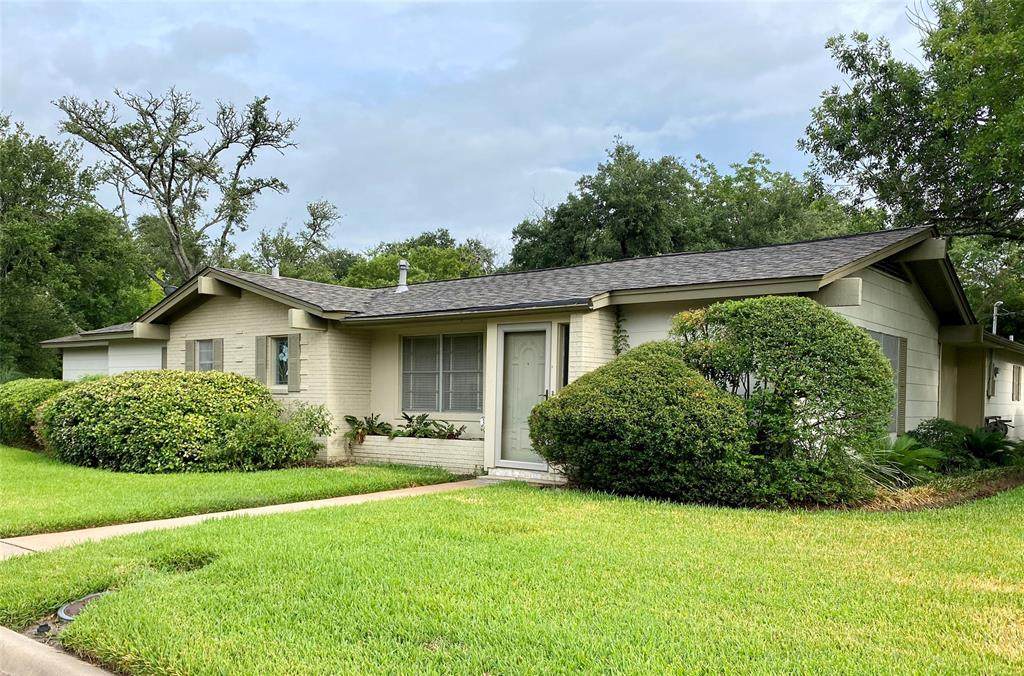 310 Brenham Street - Photo 1