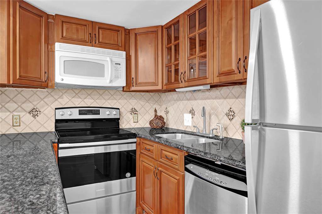 7520 Hornwood Drive - Photo 1