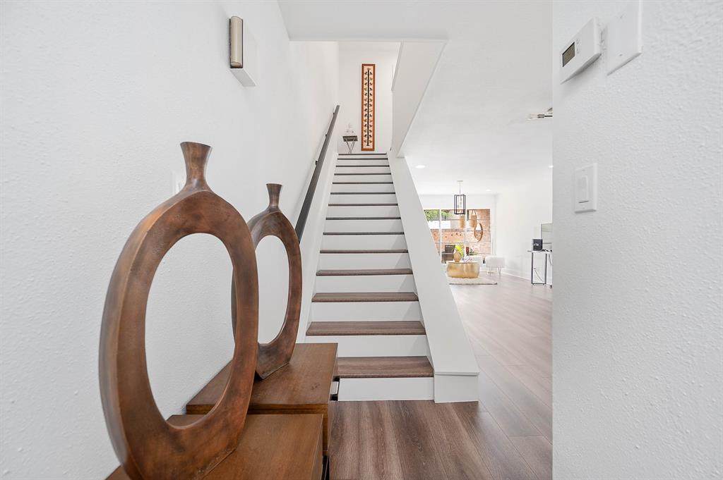 672 Ripple Creek Drive - Photo 1