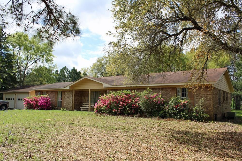 301 Laird Road - Photo 1