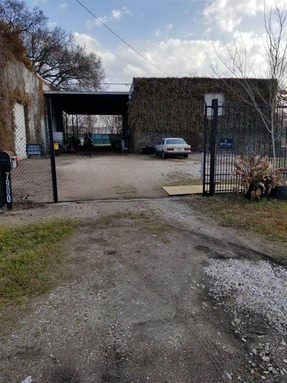 7900 Lane Street - Photo 1