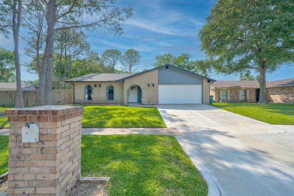 8011 Streamside Drive - Photo 1