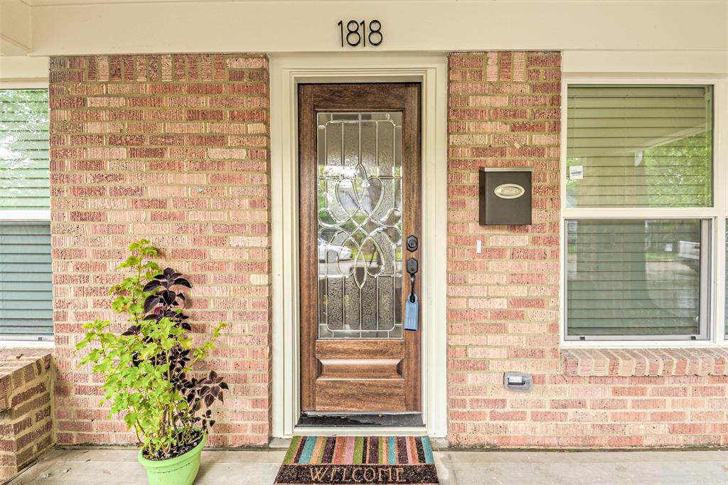 1818 Hatwell - Photo 1