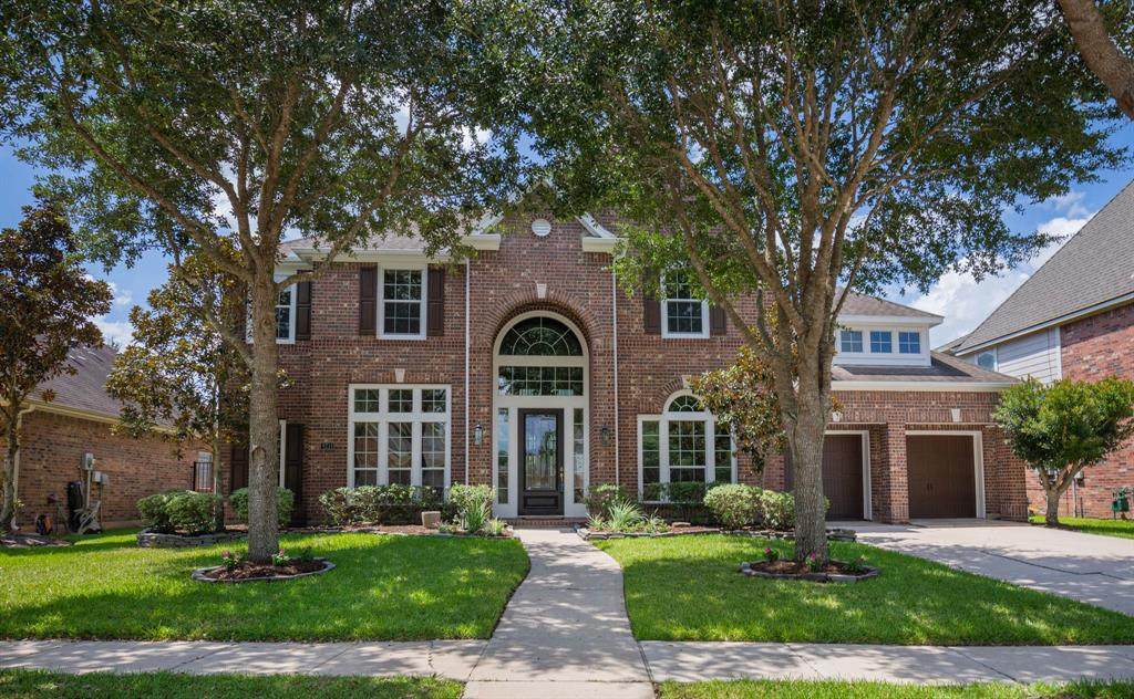 9214 Hernshead Lane - Photo 1