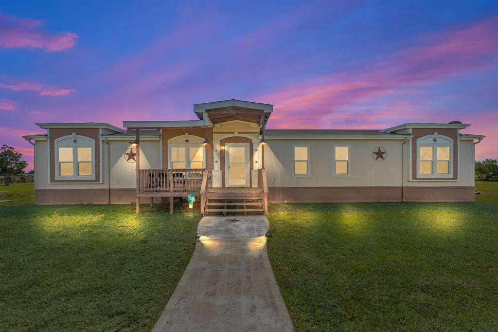 32811 Red Leaf Lane - Photo 1