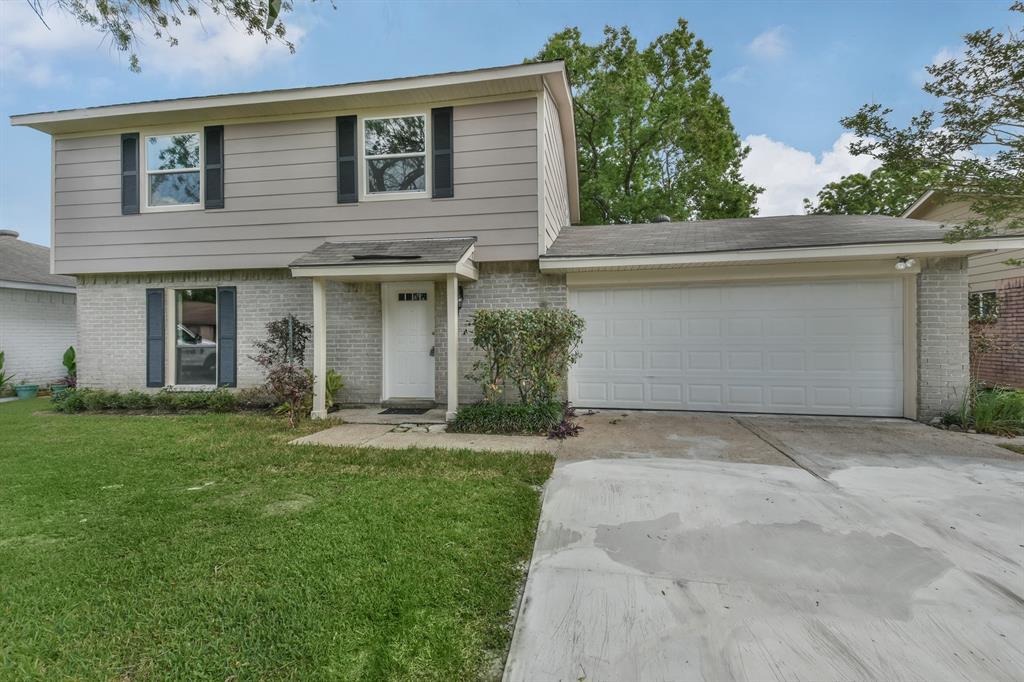 10004 Robin Street - Photo 1