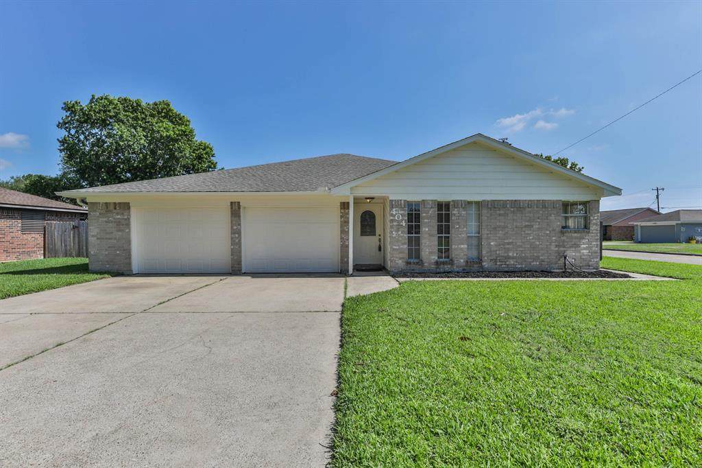 404 28th Avenue - Photo 1
