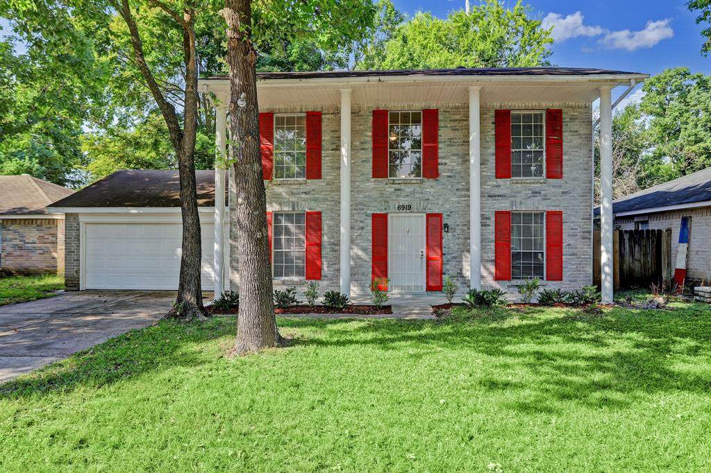 6919 Foxhurst Lane - Photo 1