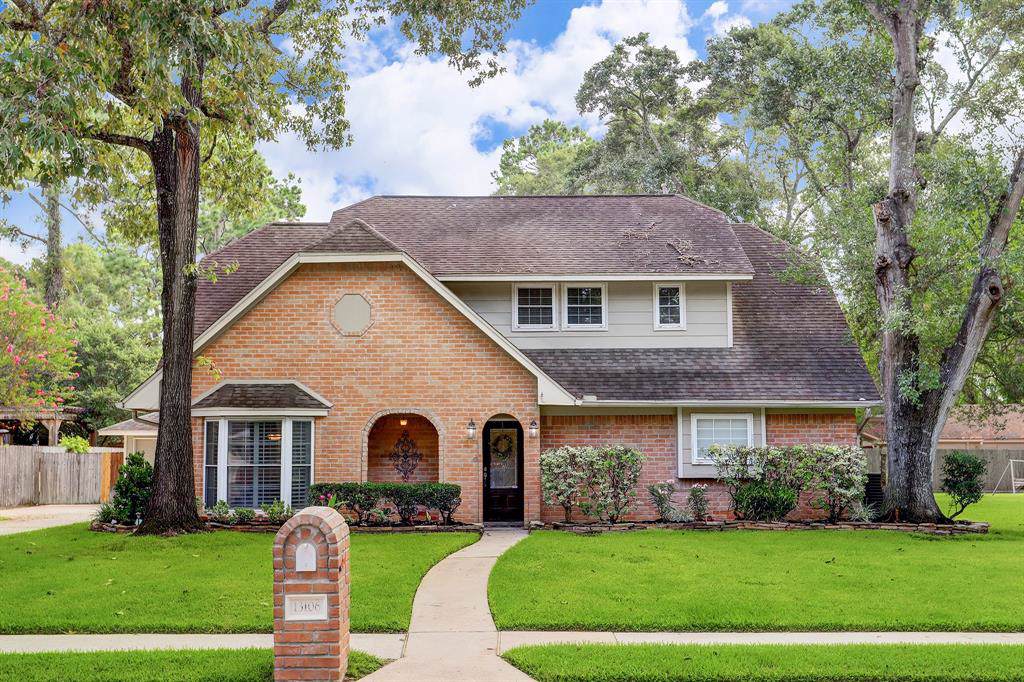 13106 Lakecrest Drive - Photo 1
