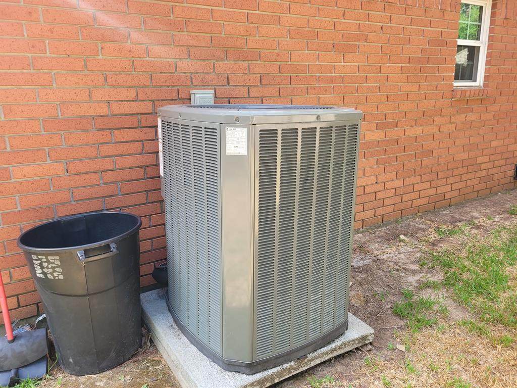 38 Green Slope Place - Photo 1
