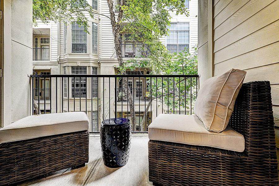 5353 Memorial Drive - Photo 1
