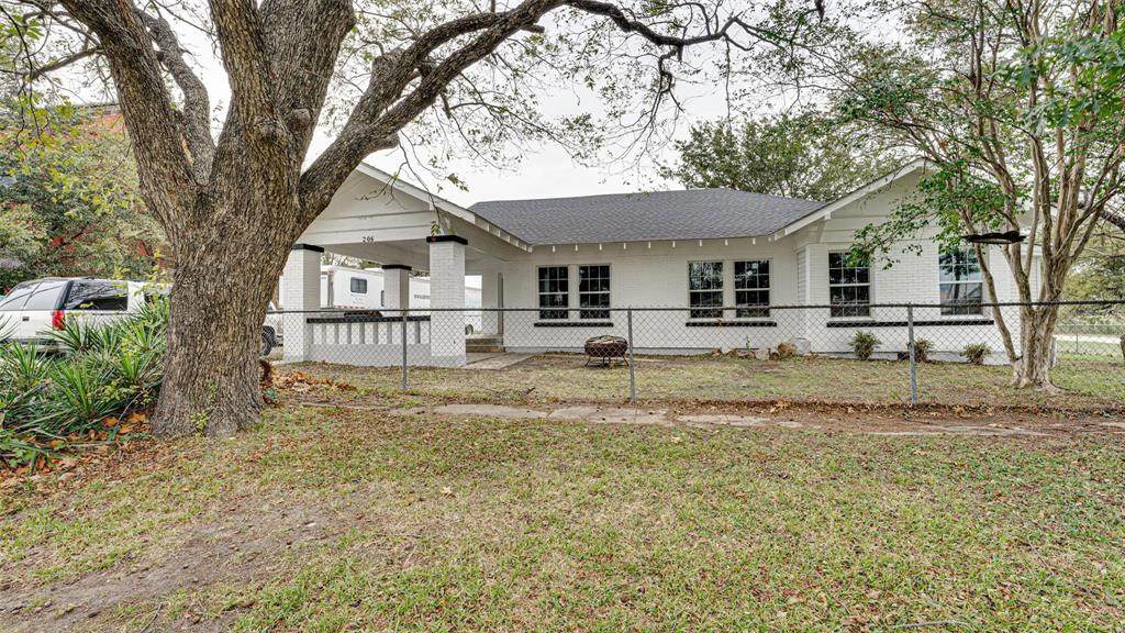 206 Camden Street - Photo 1