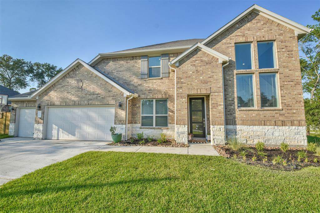 102 Whelan Lane - Photo 1