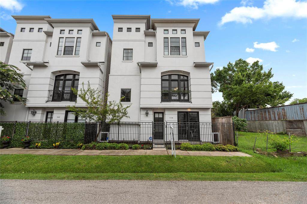5109 Blossom Street - Photo 1