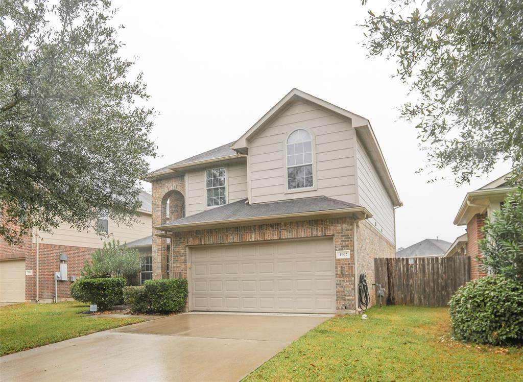 1002 Summer Park Boulevard - Photo 1