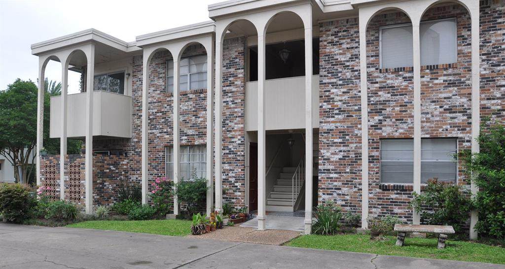 2318 Dorrington Street - Photo 1