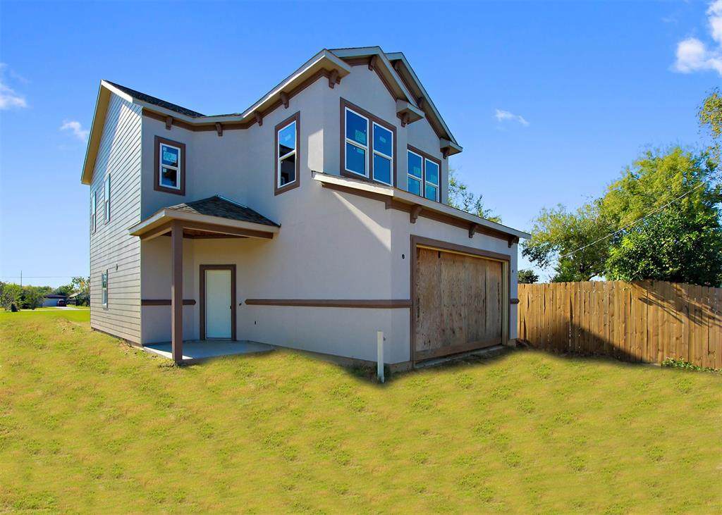 2609 Arkansas Avenue - Photo 1