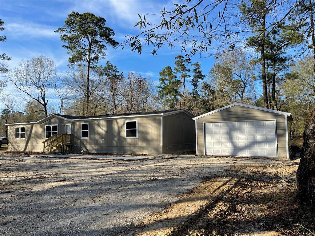 64 County Road 6502 - Photo 1