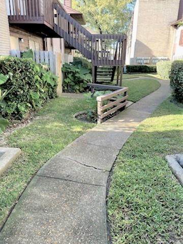 12955 Woodforest Boulevard - Photo 1