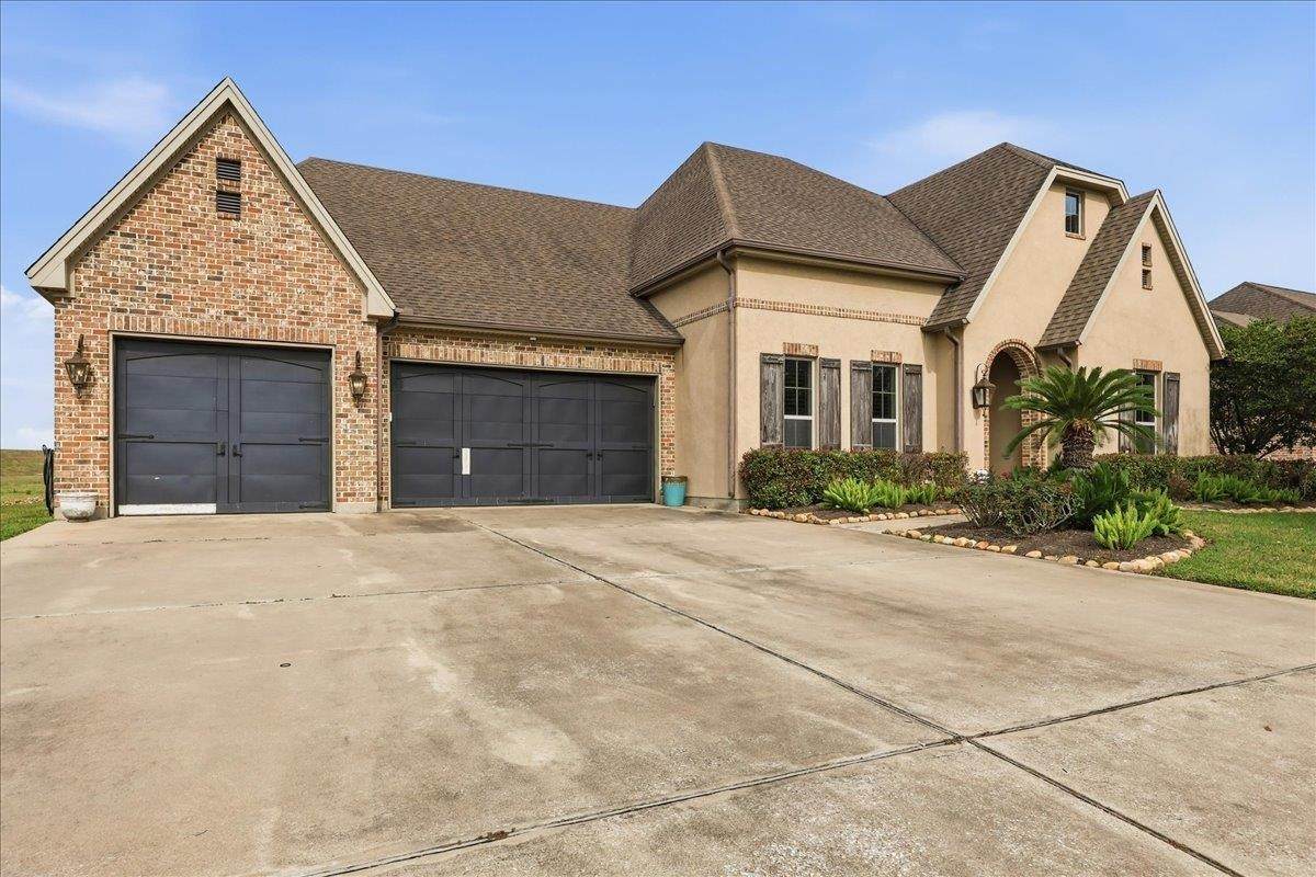 6470 Claybourn Drive Drive - Photo 1