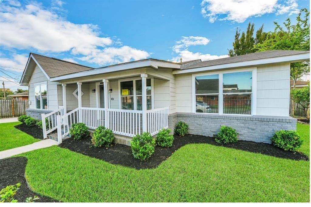 2121 Durham Drive - Photo 1