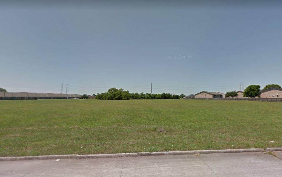 7051 Lake Arthur - Photo 1