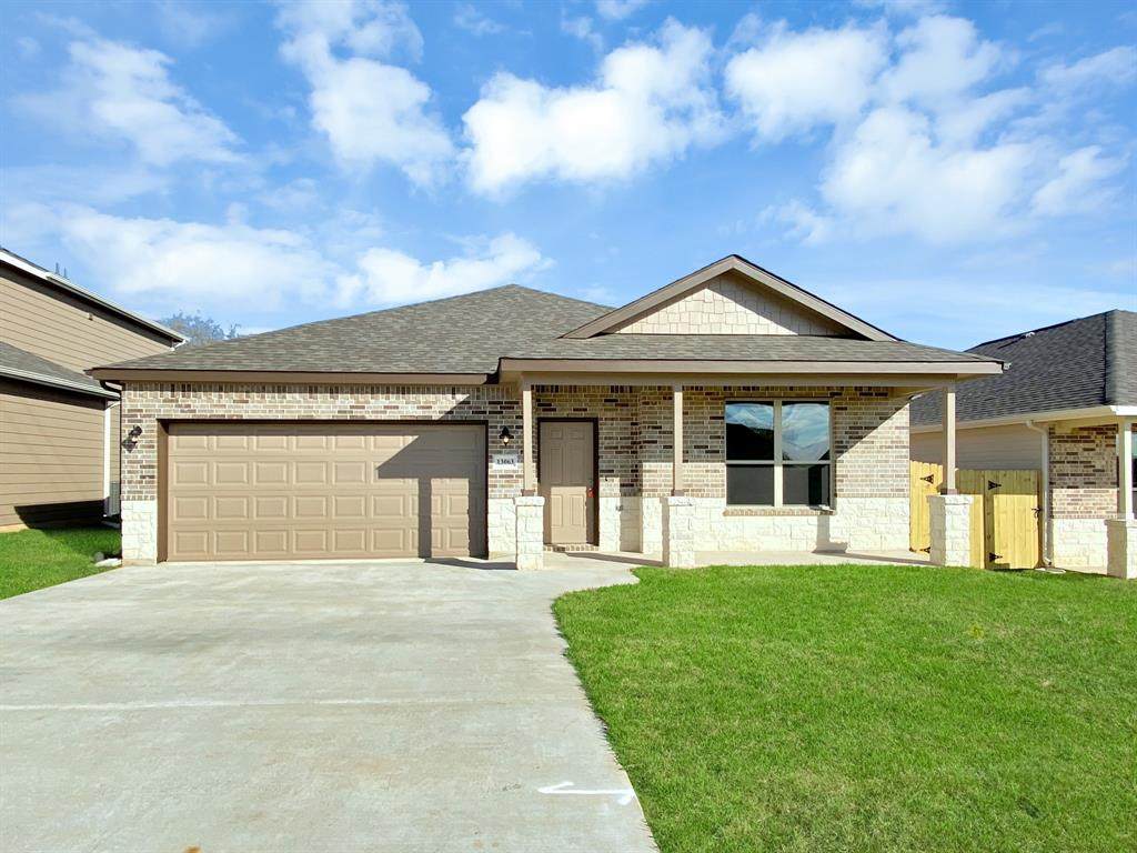 13071 Clearview Drive - Photo 1