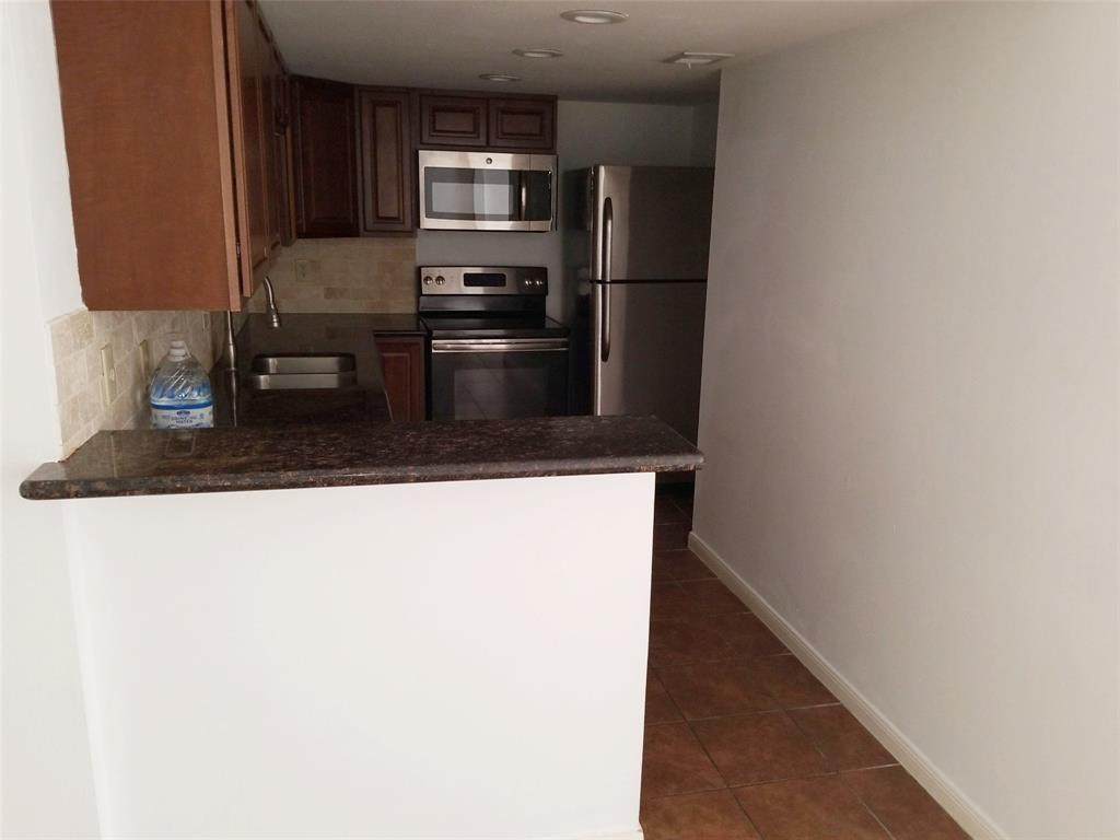 8333 La Roche Lane - Photo 1