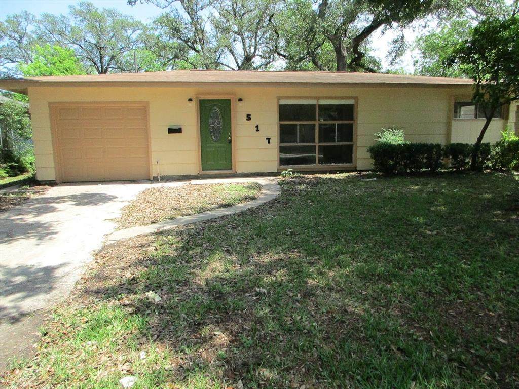 517 Gardenia Street - Photo 1