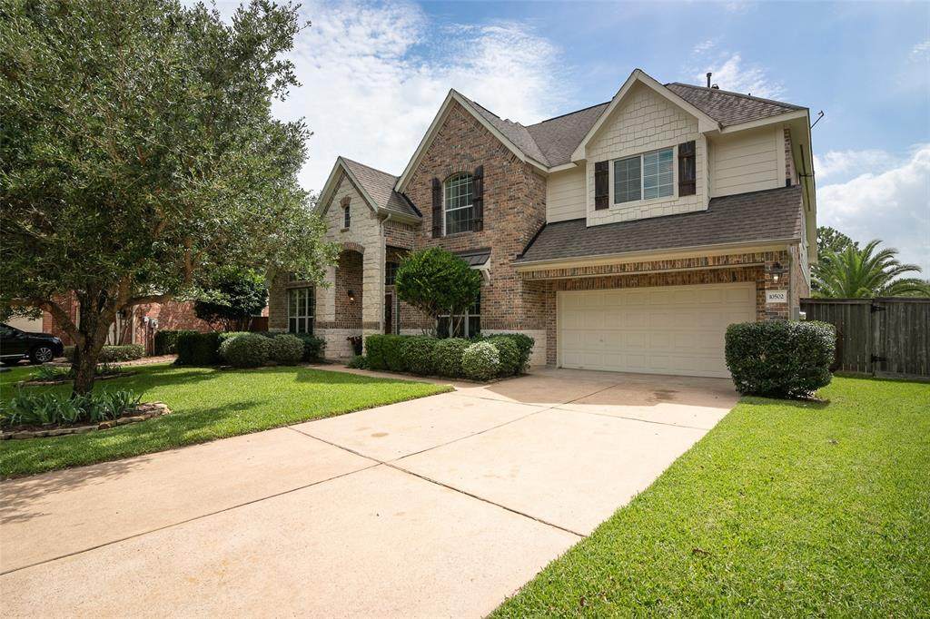 10502 Landsdowne Pointe Drive - Photo 1